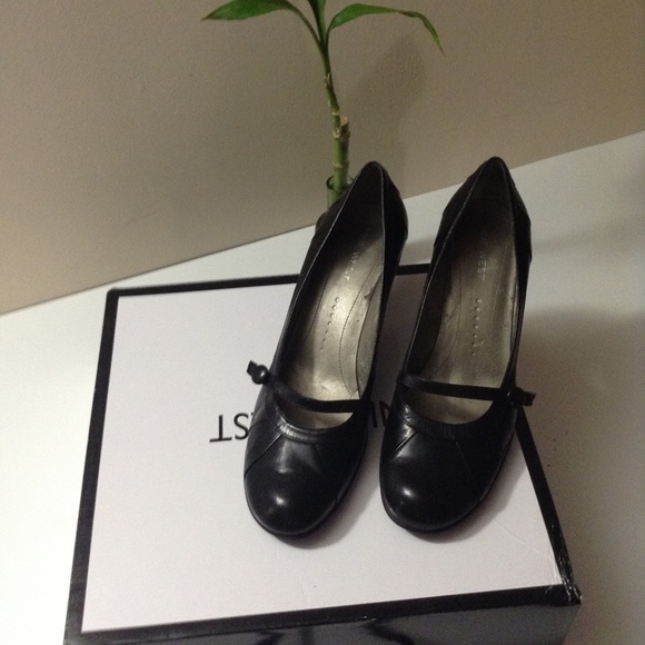 Nine West Black Leather Work Shoes - Picture 2 of 5